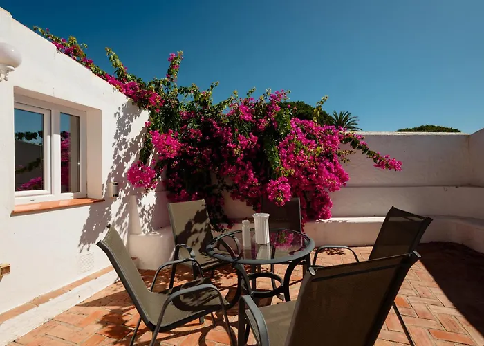 6 Bedroom Villa, With Heated Pool And Sea Views, Next To The Beach Of Costabella