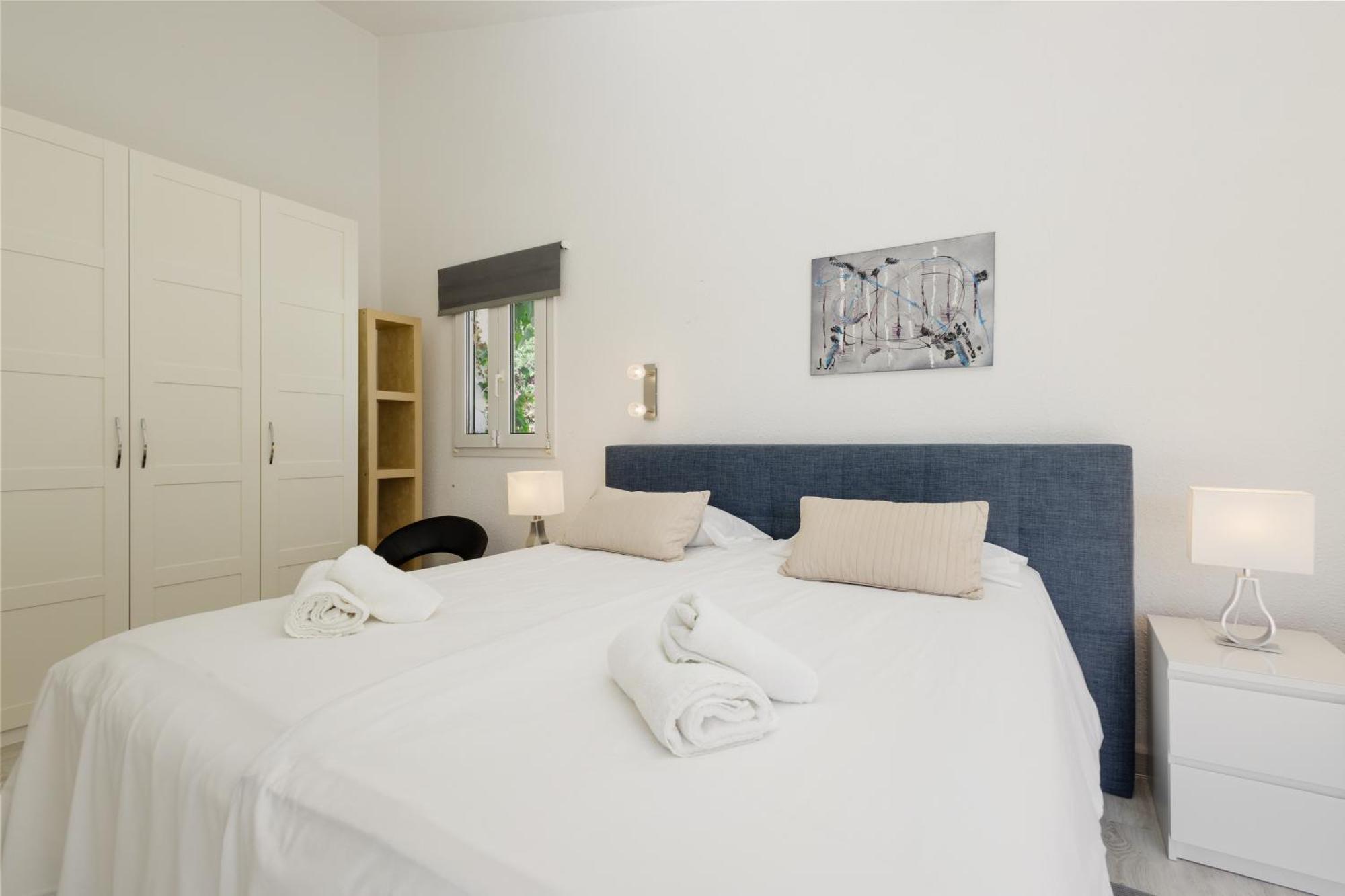 6 Bedroom Villa, With Heated Pool And Sea Views, Next To The Of Costabella Holiday home *